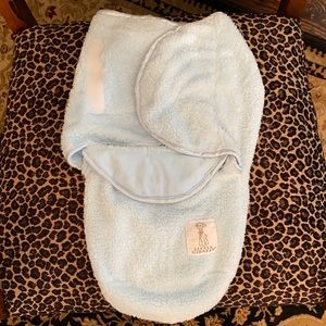Little Giraffe Stretch Chenille Dreampod Swaddle
